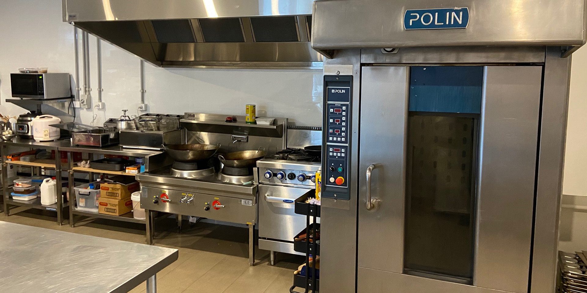 Commercial Oven (Appliances)